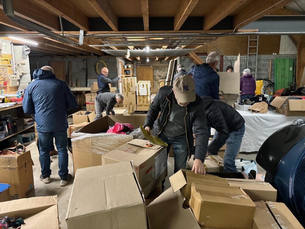 Collectes et envois pour Madagascar 1